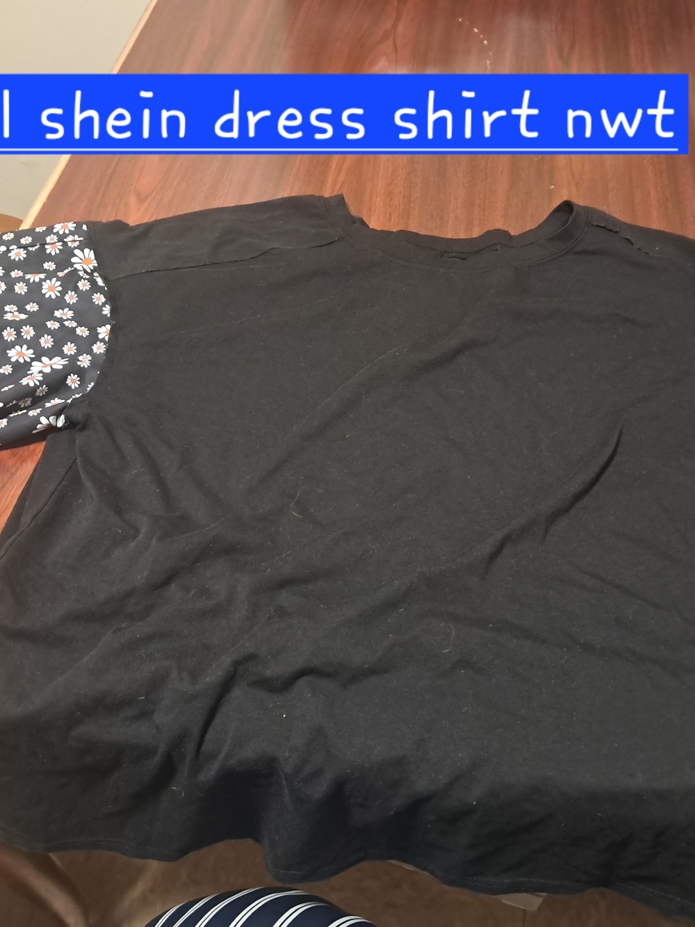 SHEIN Black Short Sleeve Tee with Floral Accent Sleeve
